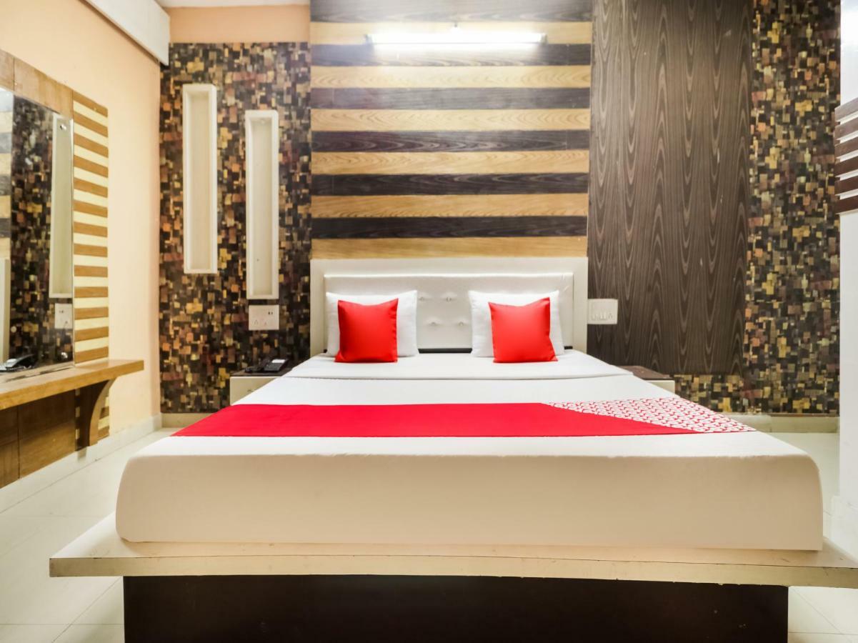 Moga Oyo 47630 Grand Villa المظهر الخارجي الصورة