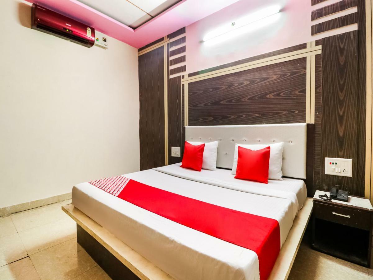 Moga Oyo 47630 Grand Villa المظهر الخارجي الصورة